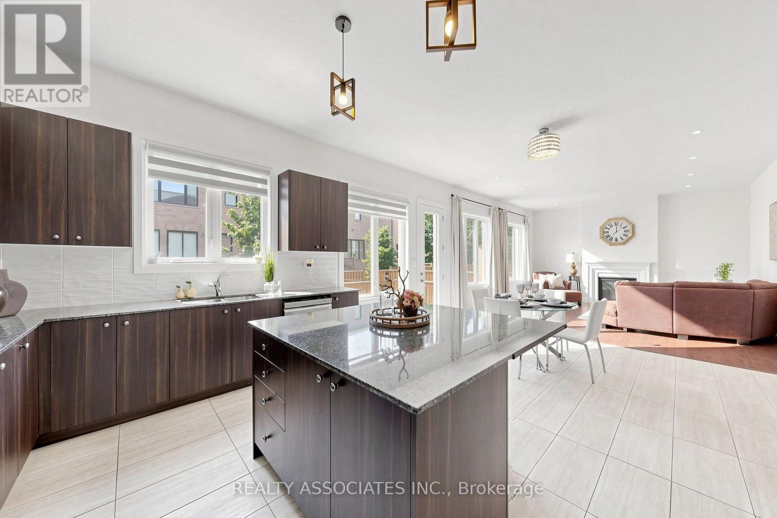 4029 ELLESMERE ROAD - Image 10