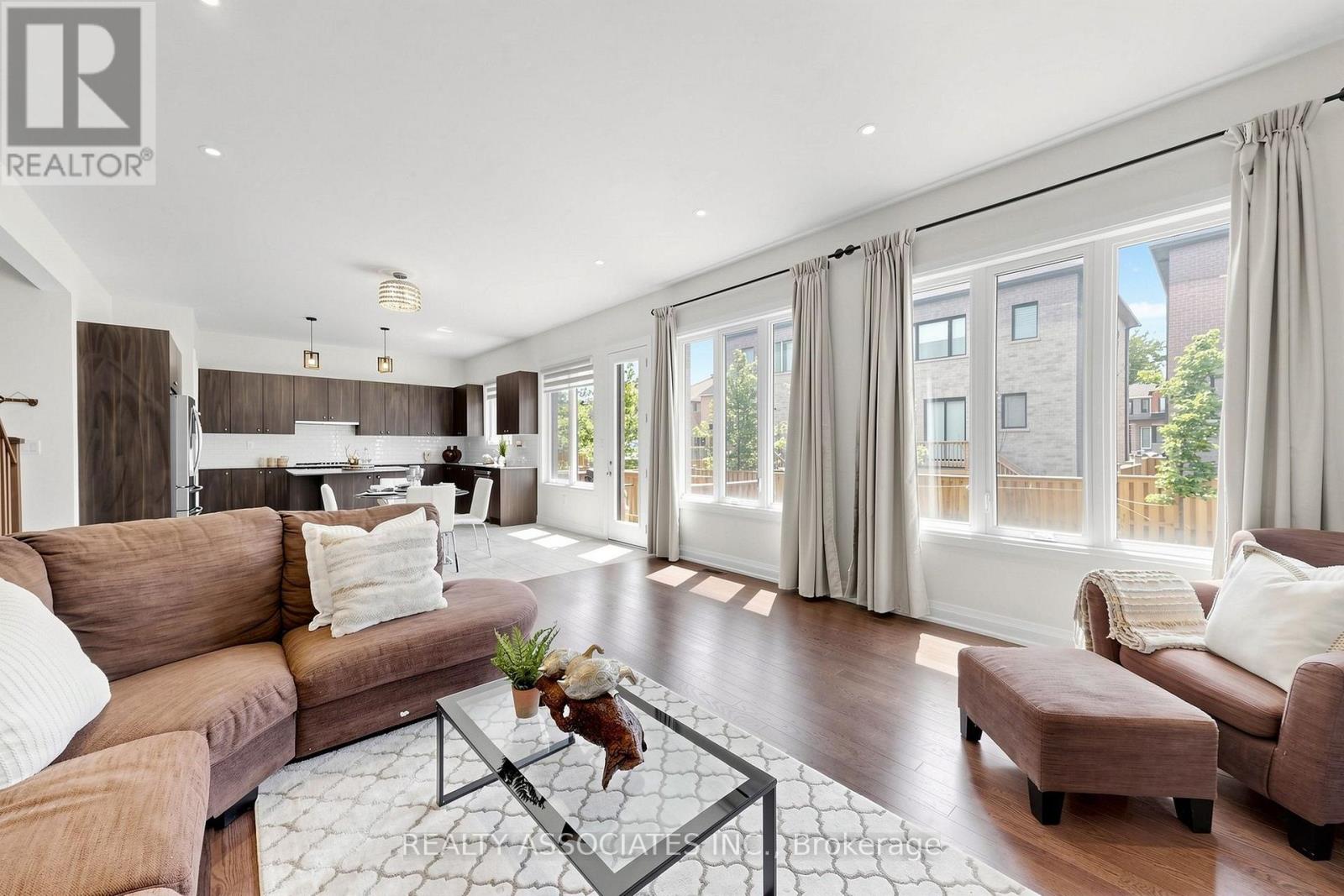 4029 ELLESMERE ROAD - Image 3