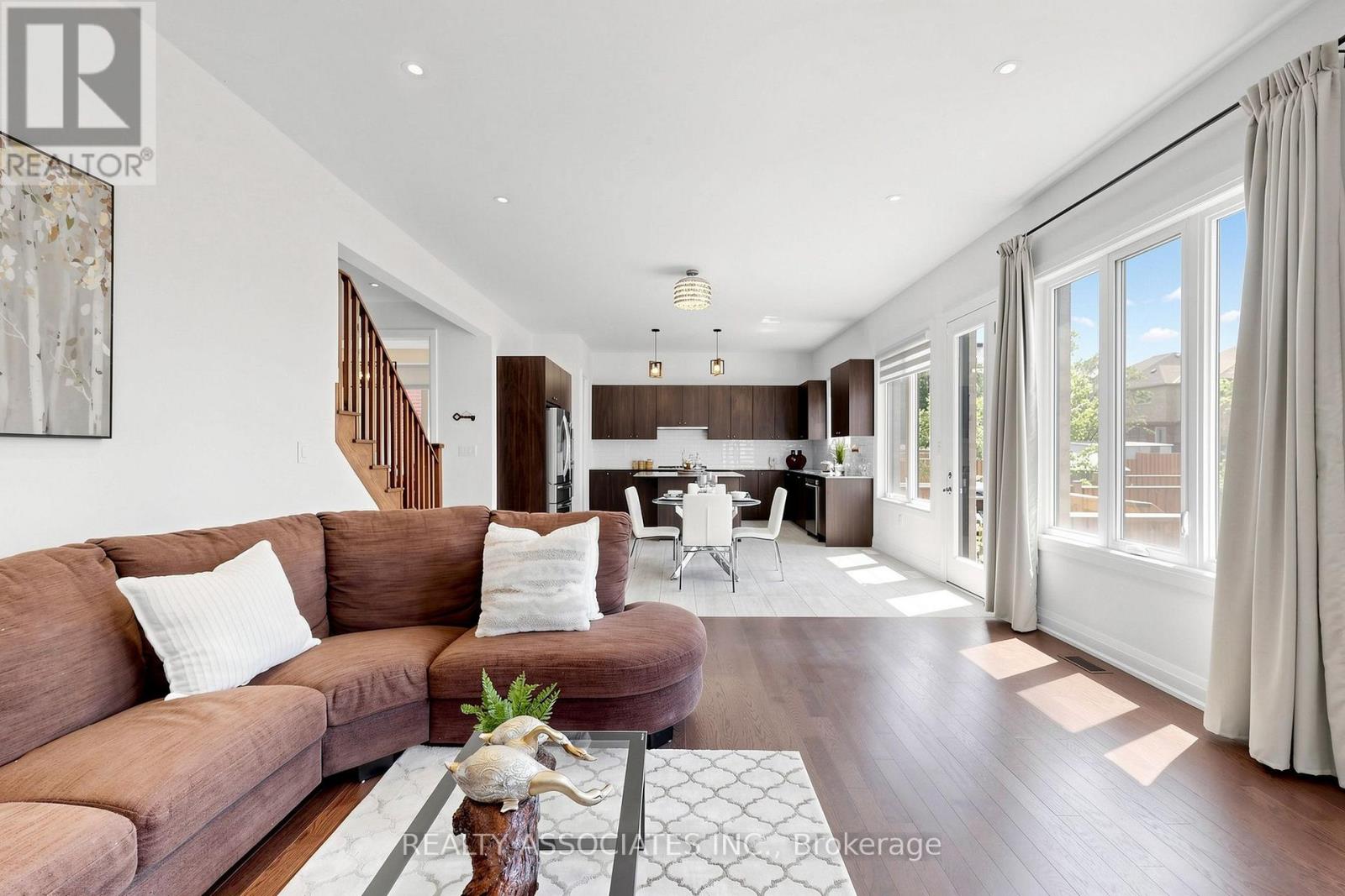 4029 ELLESMERE ROAD - Image 6