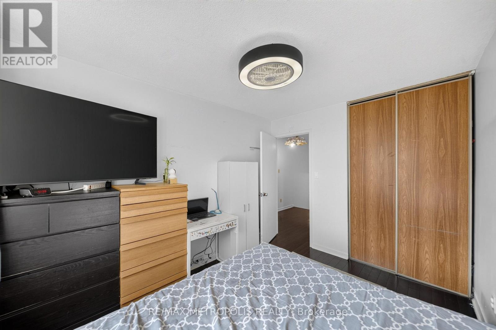 16 STANBRIDGE COURT - 11