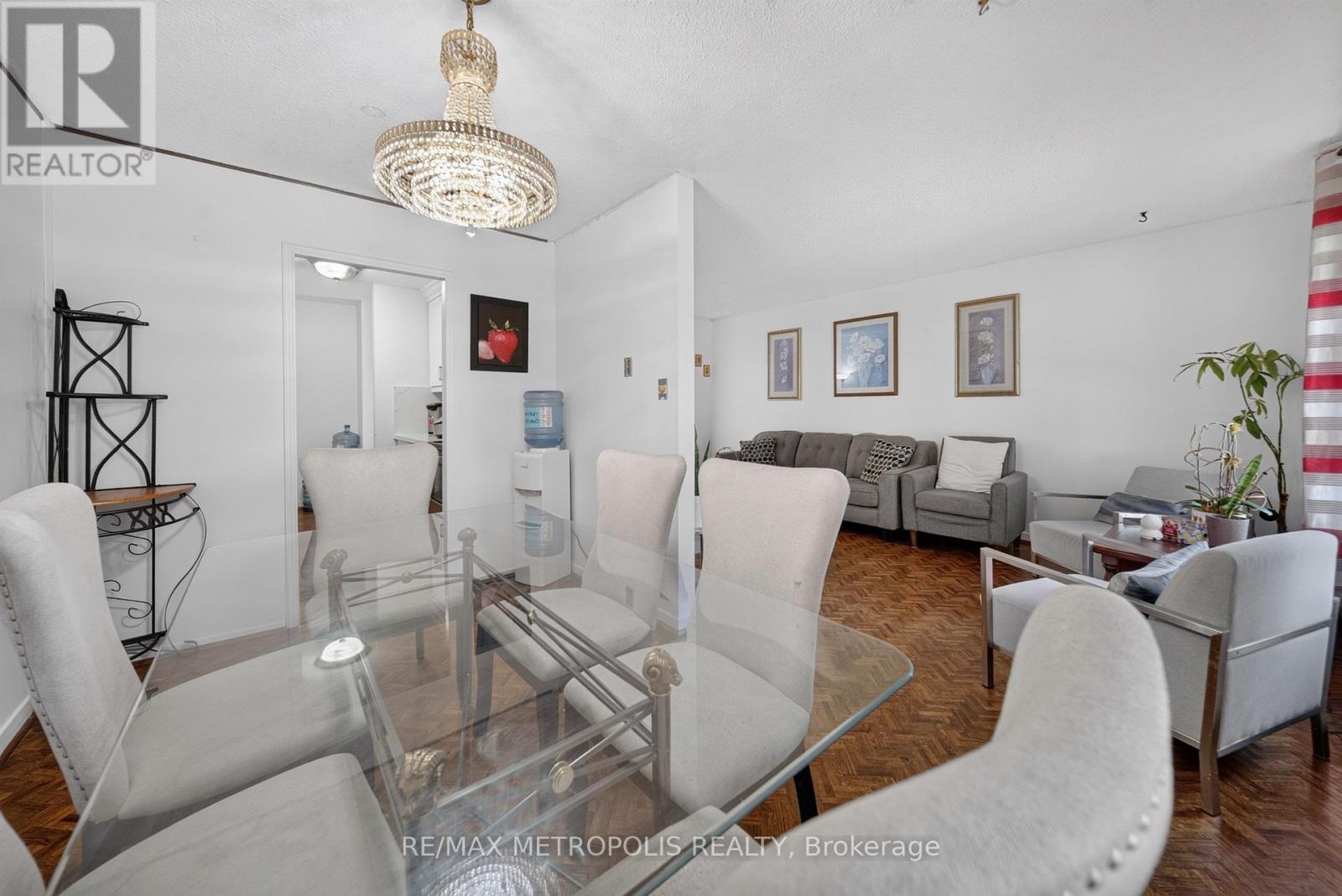 16 STANBRIDGE COURT - 19