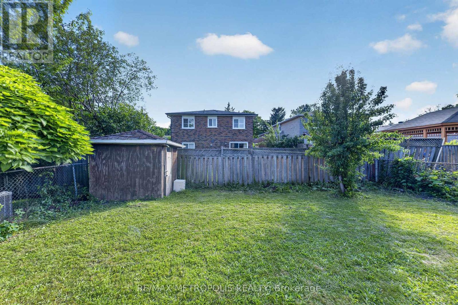 16 STANBRIDGE COURT - 45