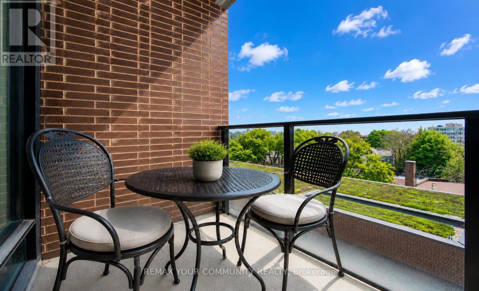 #503 246 LOGAN AVENUE - Image 13