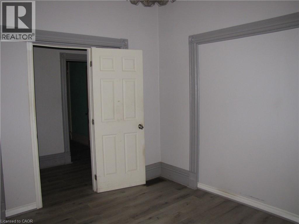 97 KENT Street N - 6