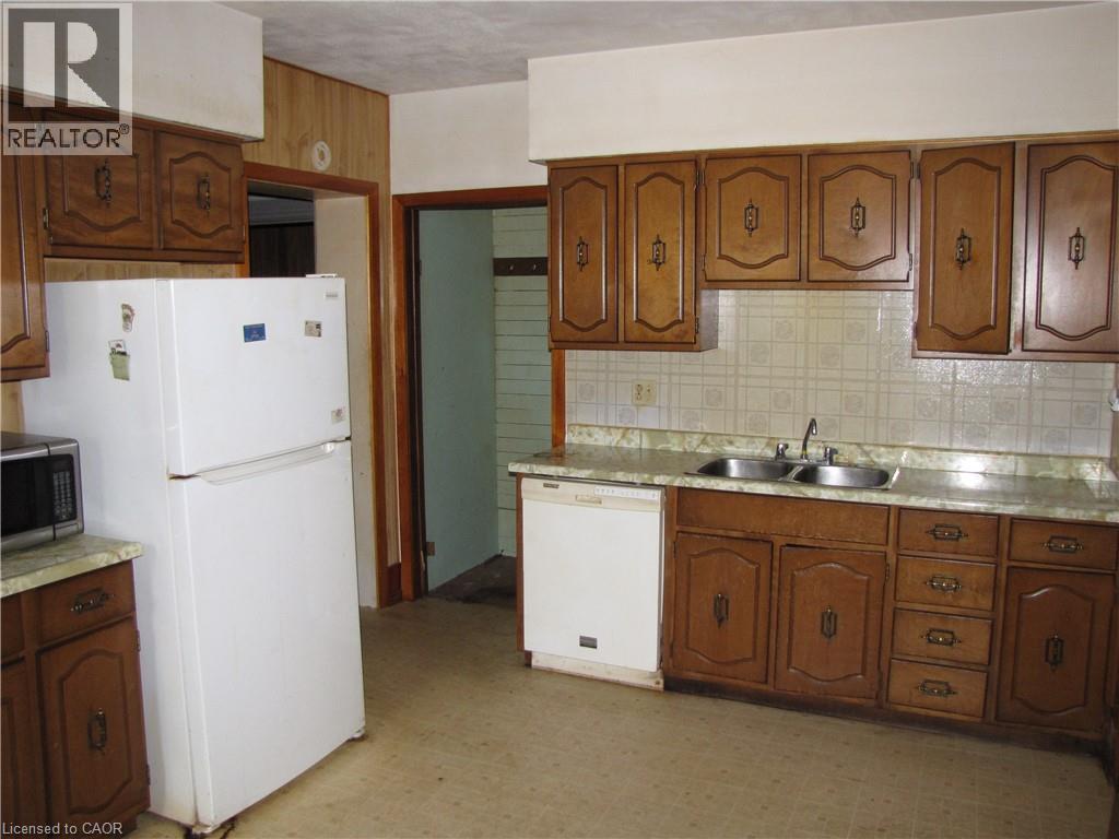 97 KENT Street N - 14