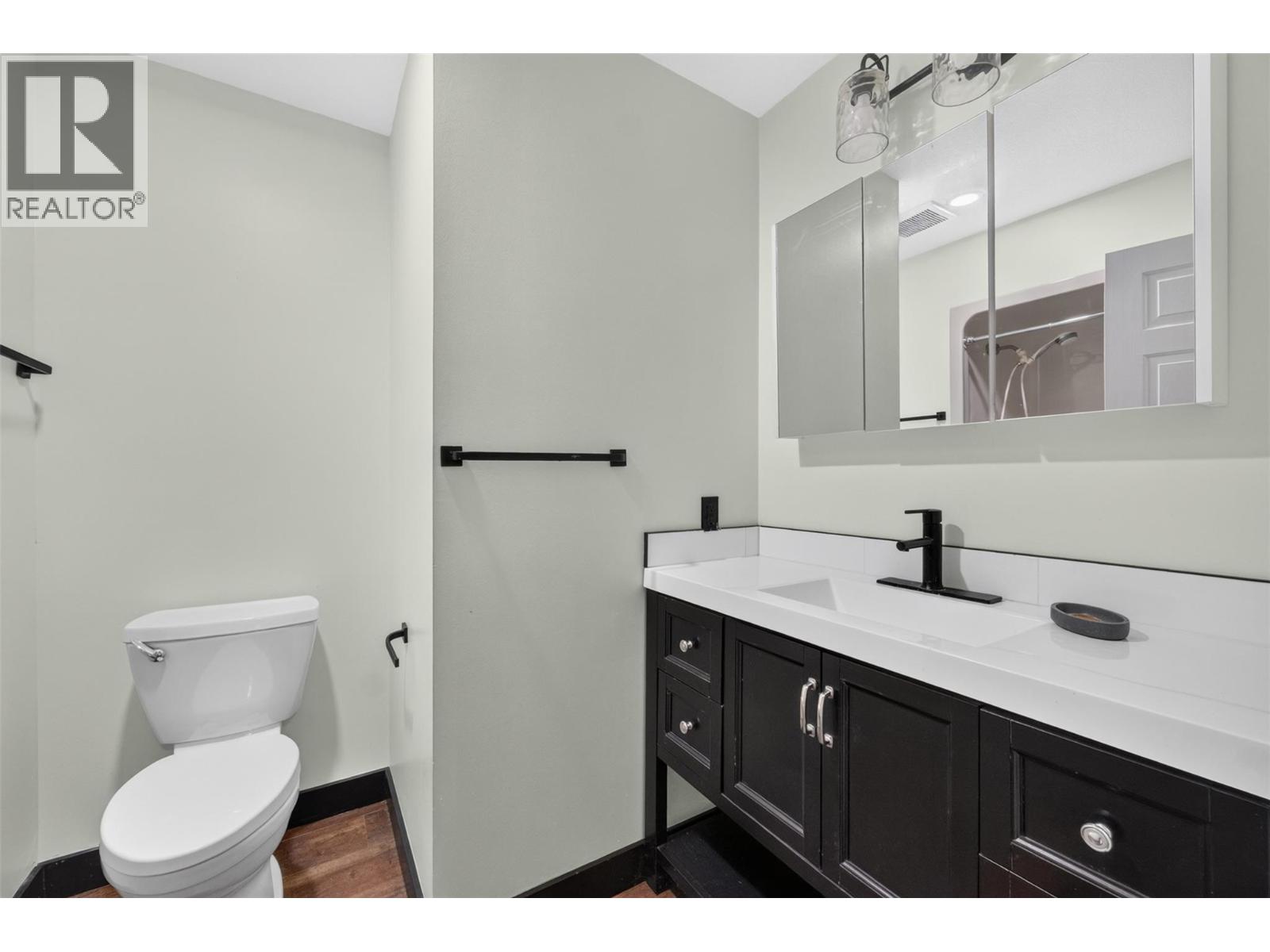 671 Old Town Road - 27