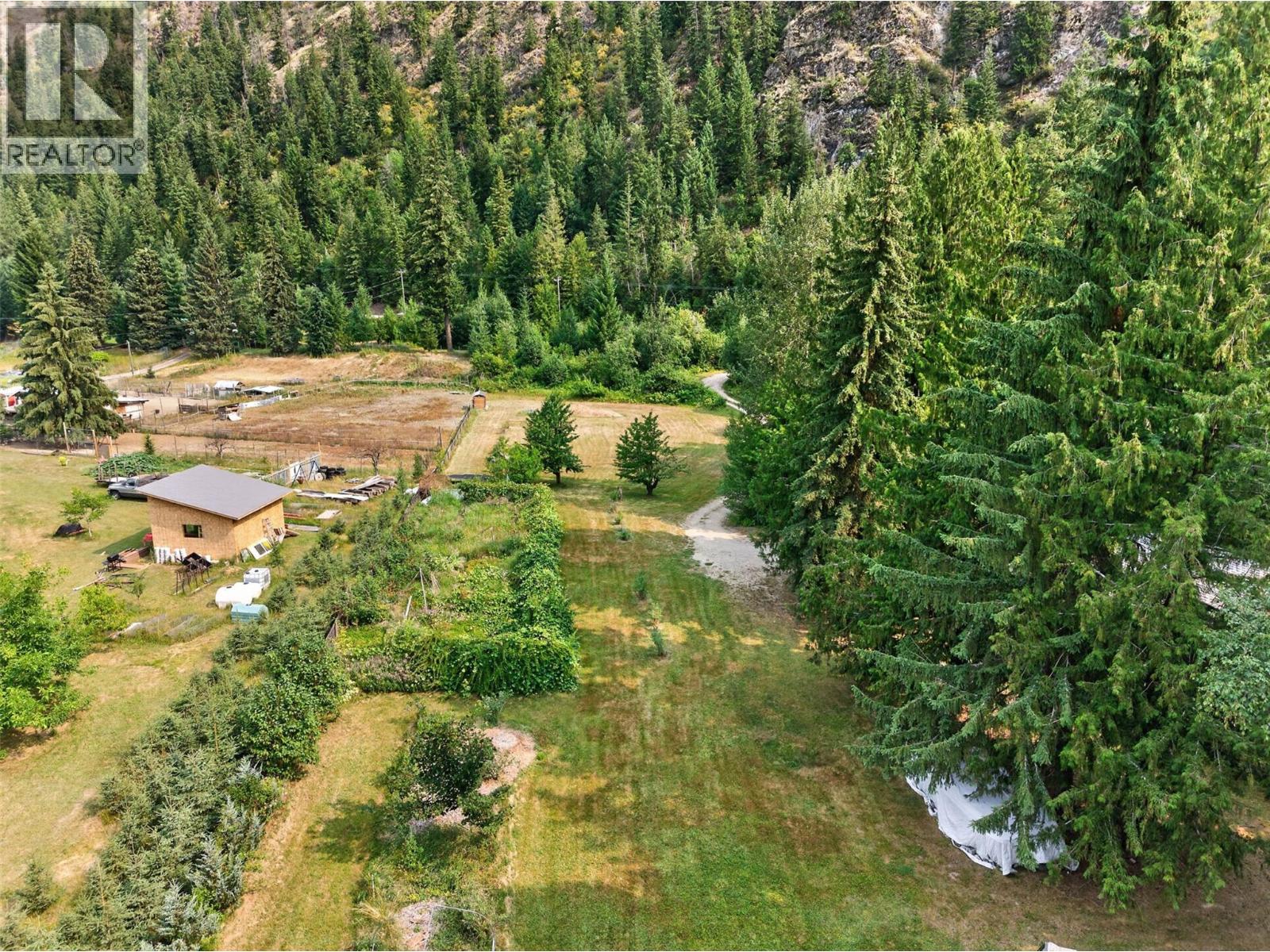 671 Old Town Road - 6
