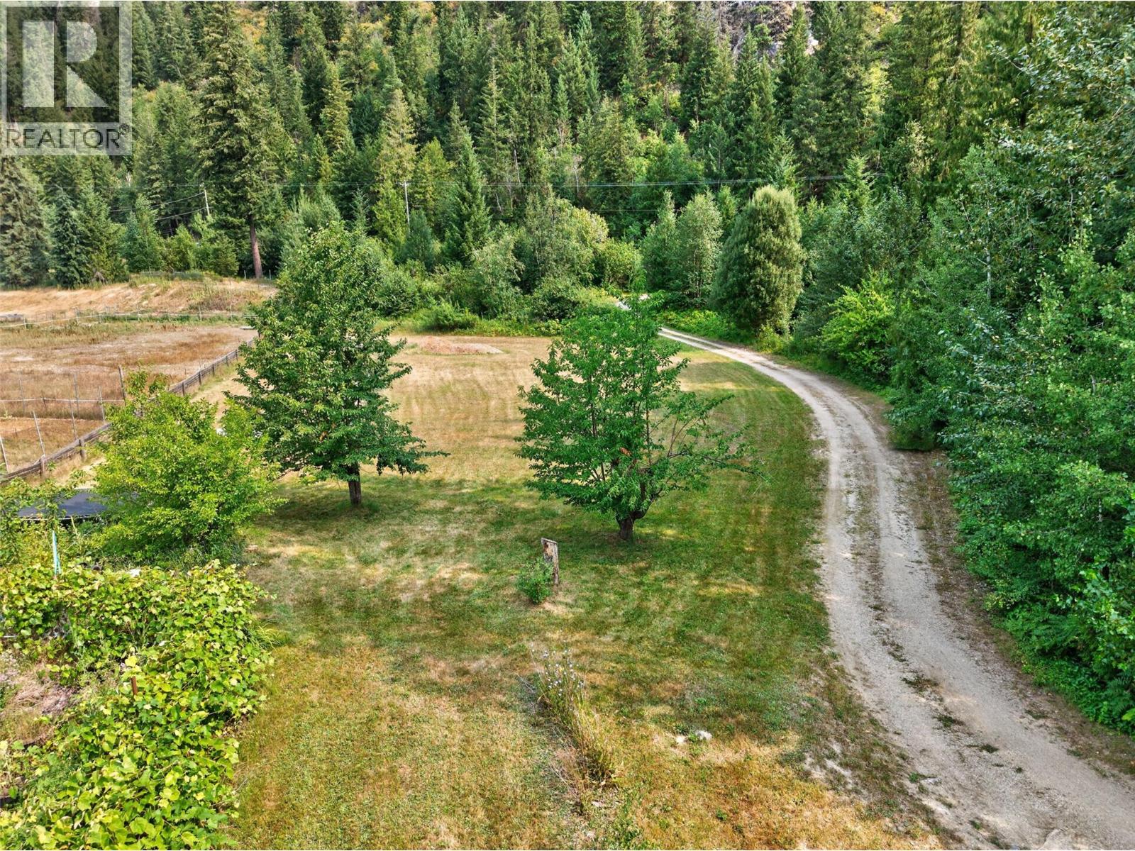 671 Old Town Road - 3