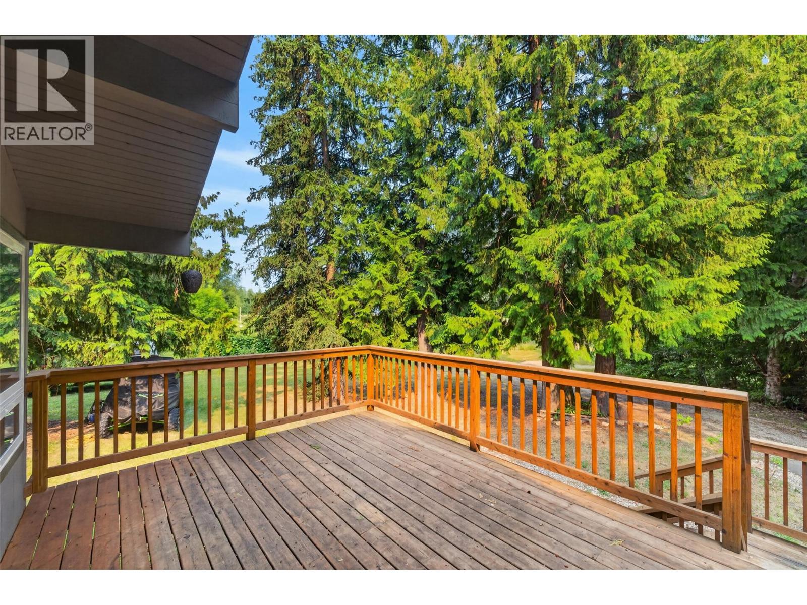 671 Old Town Road - 72