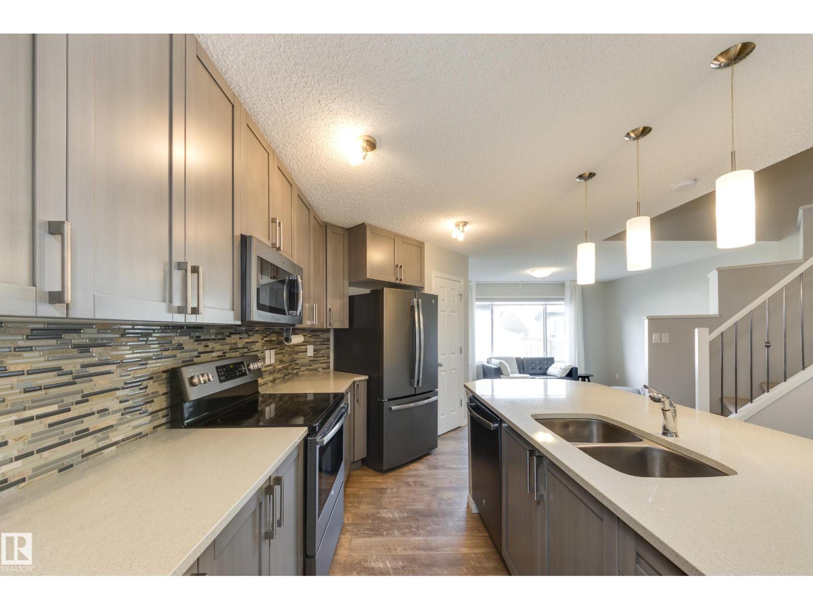 1241 CHAPPELLE BV SW - 15