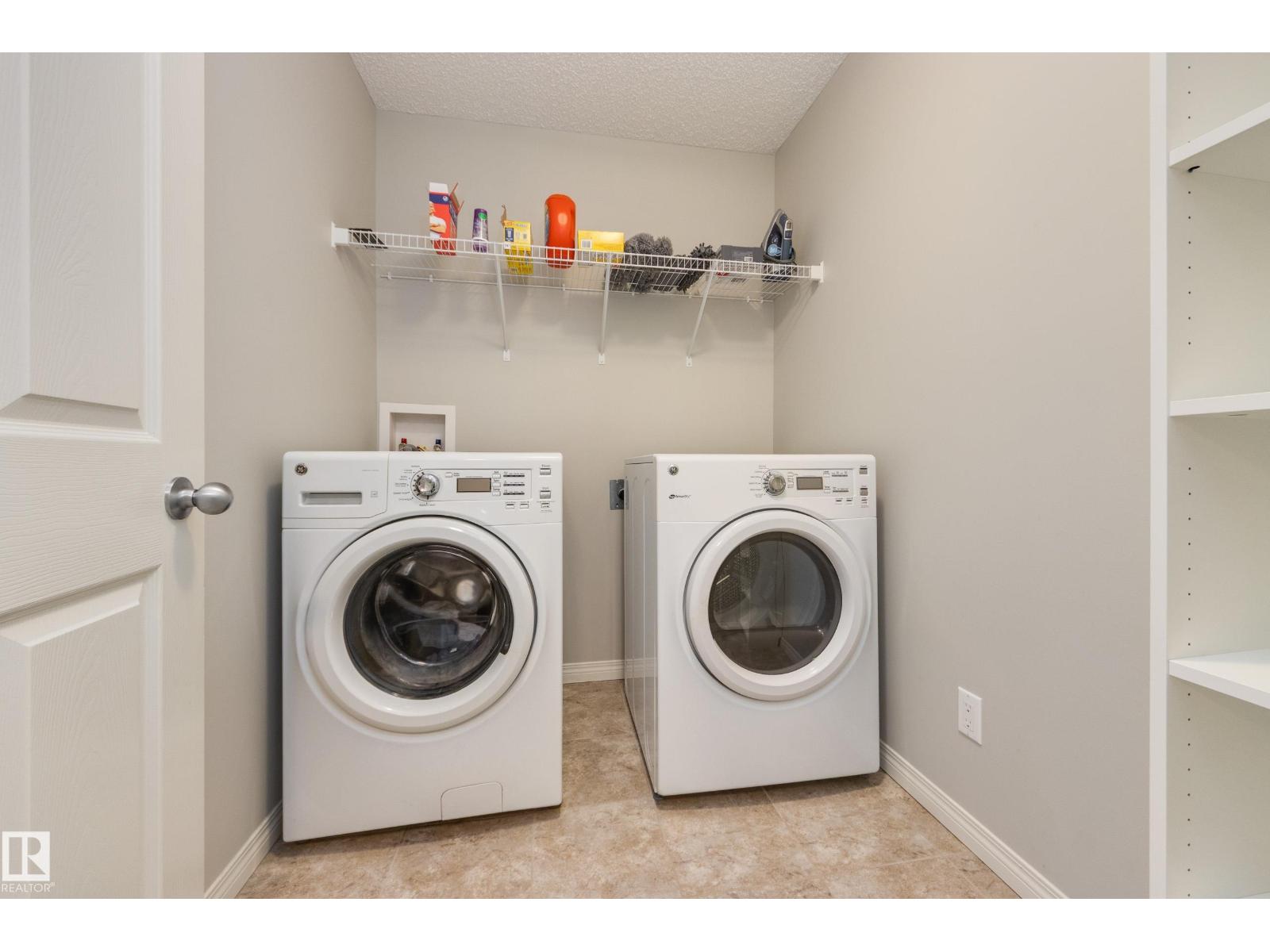 1241 CHAPPELLE BV SW - 34