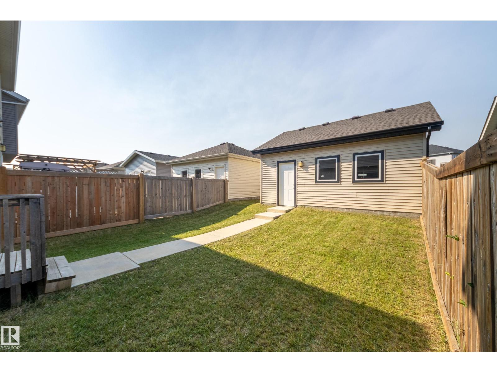 1241 CHAPPELLE BV SW - 38
