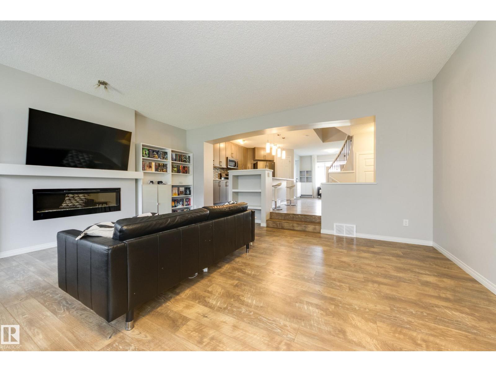 1241 CHAPPELLE BV SW - 9