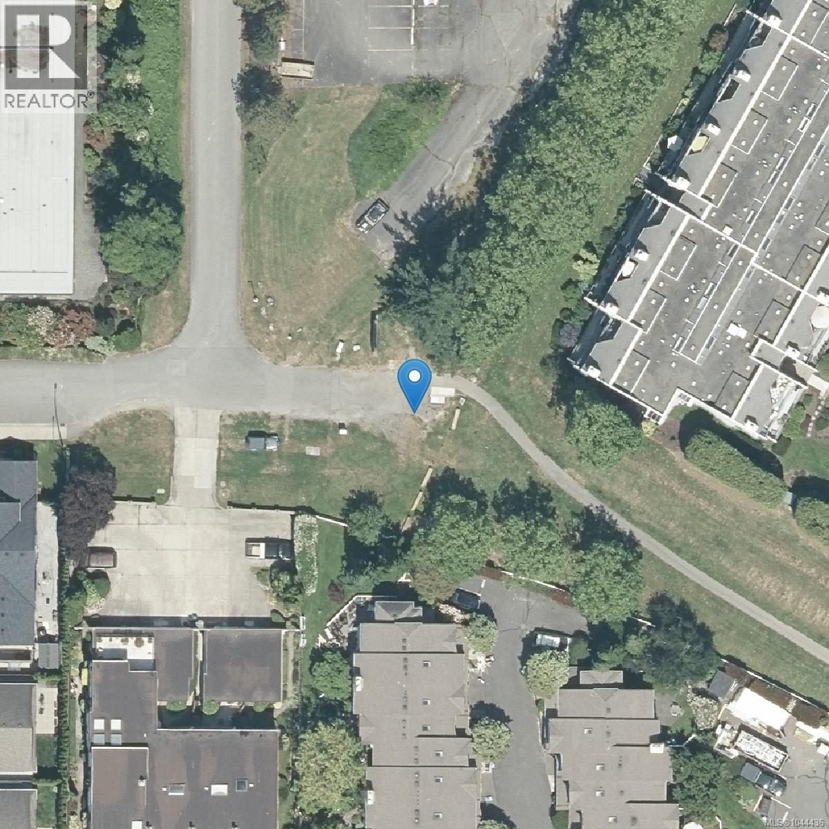#111 2050 White Birch Rd - 36