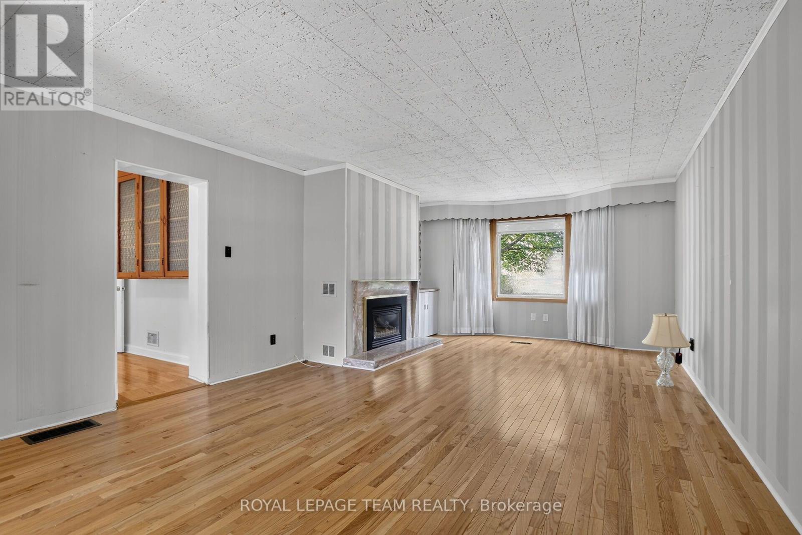 961 KINGSMERE AVENUE - 17
