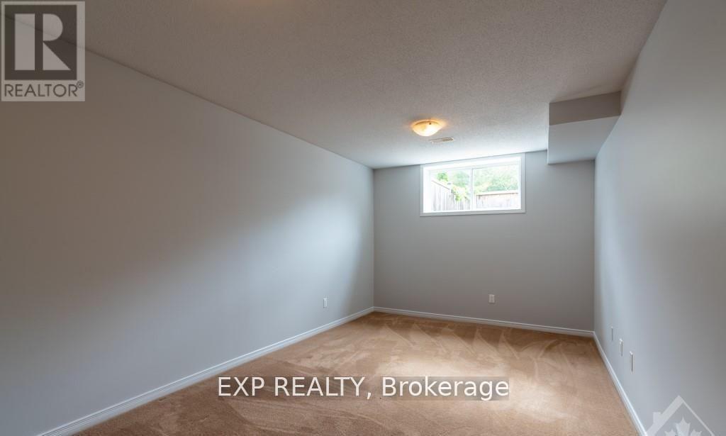 3 Bed, 3 Bath House for Rent in Ottawa – 282 MACOUN CIRCLE, Ottawa – MLS# X13613770 - Image 20