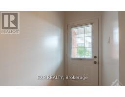 282 MACOUN CIRCLE — photo 4