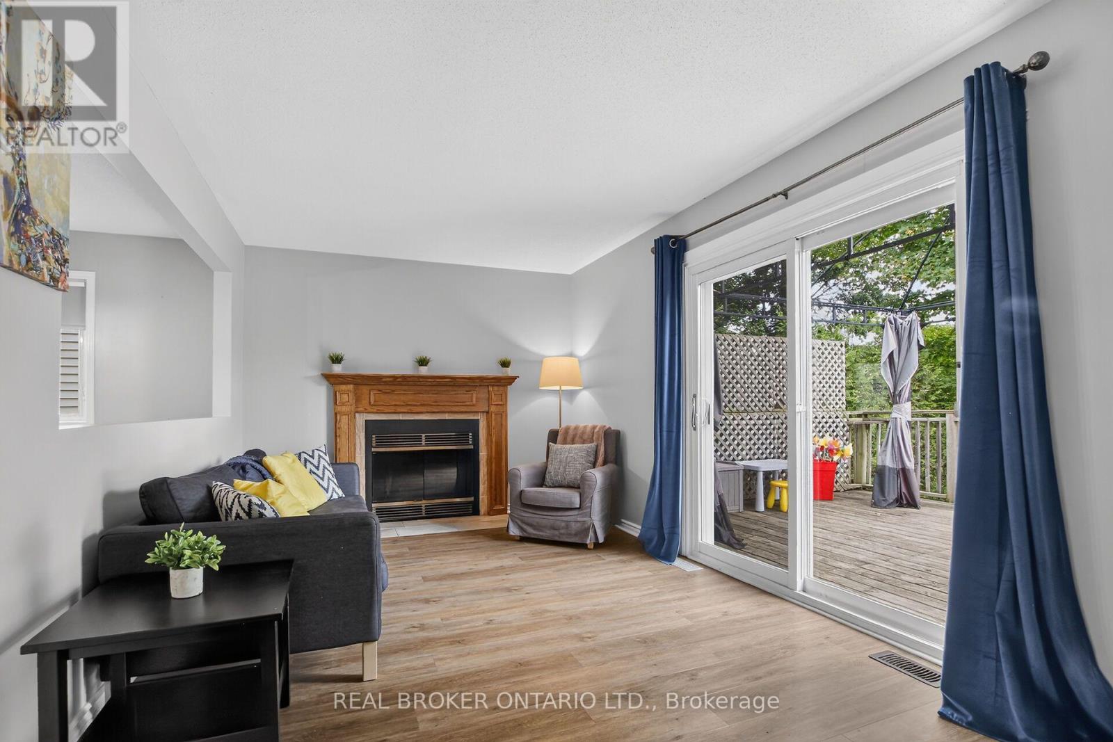 25 MORESBY DRIVE - 11