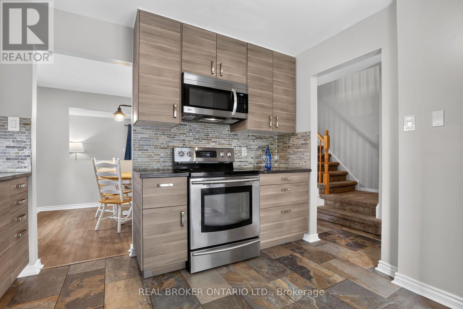 25 MORESBY DRIVE - 6