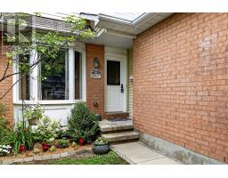 25 MORESBY DRIVE — photo 3