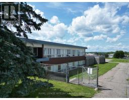 3775 St Joseph Boulevard, Ottawa, ON K4A0N9 Photo 25