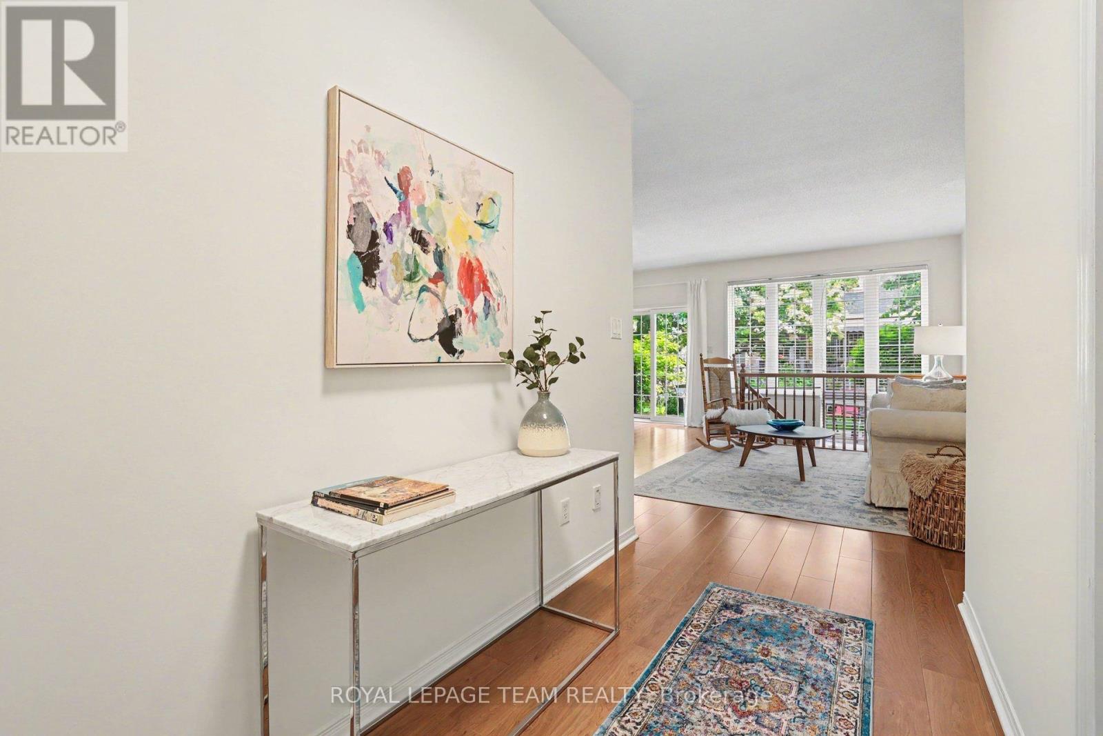 25 SAWCHUK TERRACE - 2