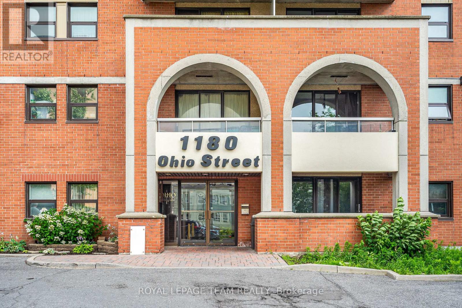 #301 1180 OHIO STREET - 3