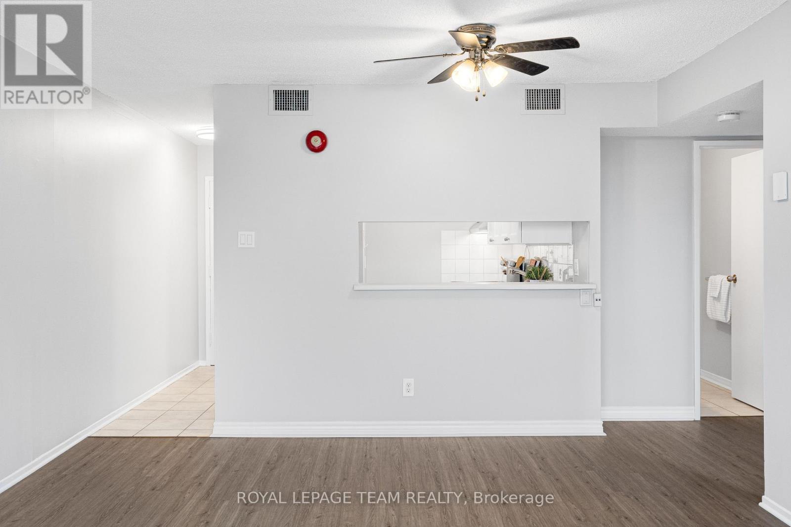 #301 1180 OHIO STREET - 9