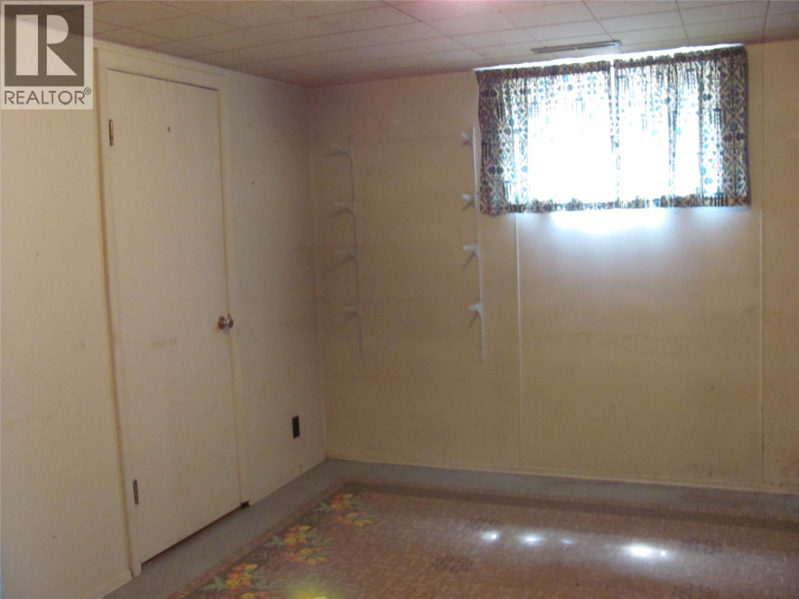 4309 22 Street - 35