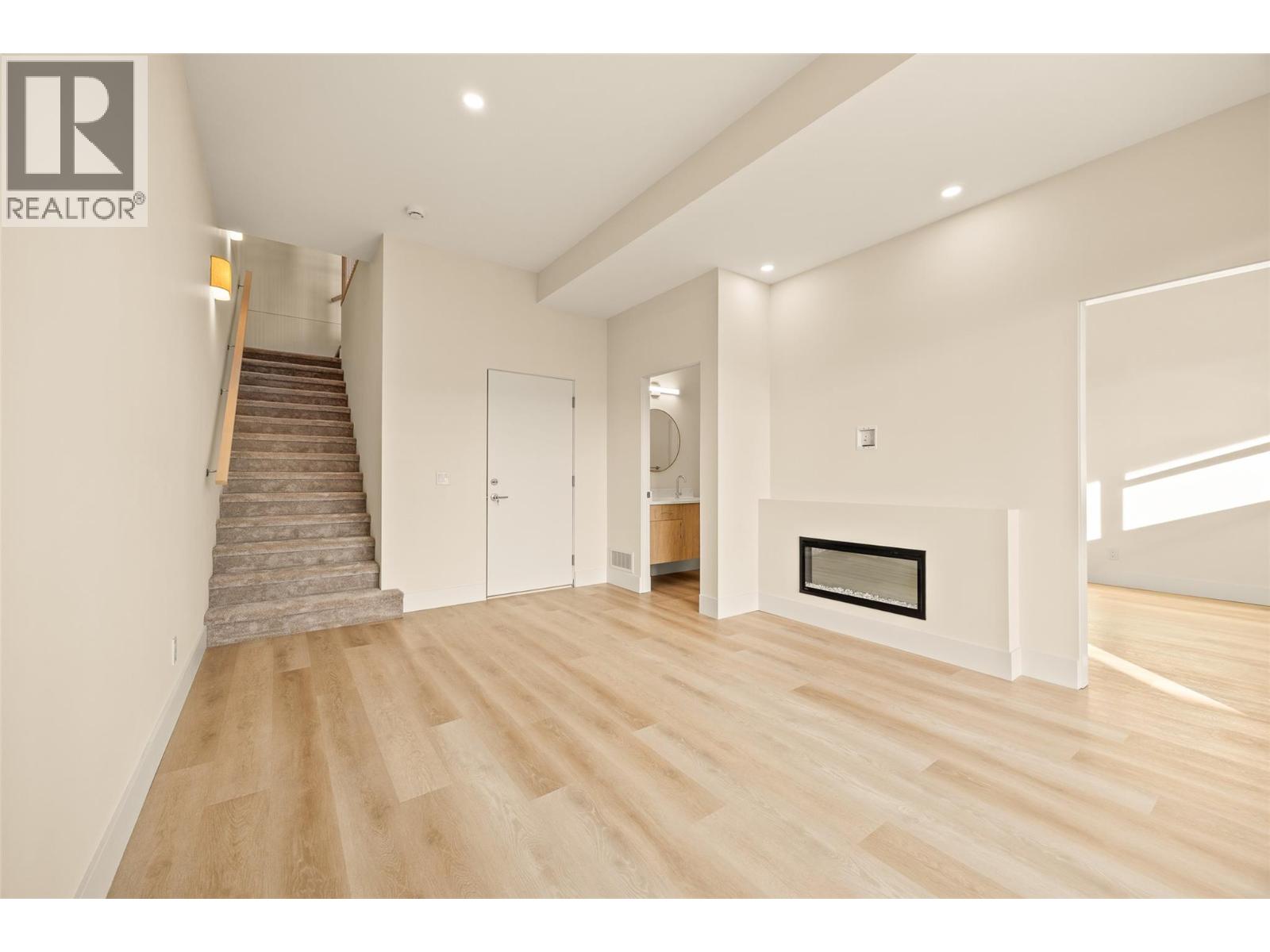 1027 Kitson Court - 45