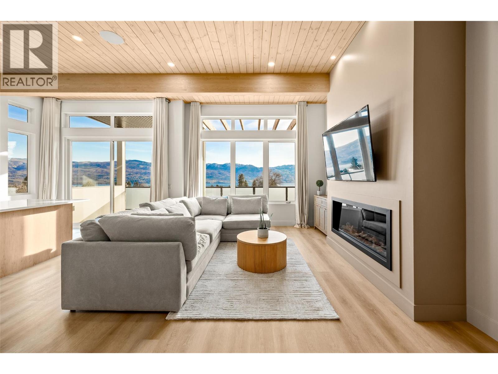1027 Kitson Court - 4