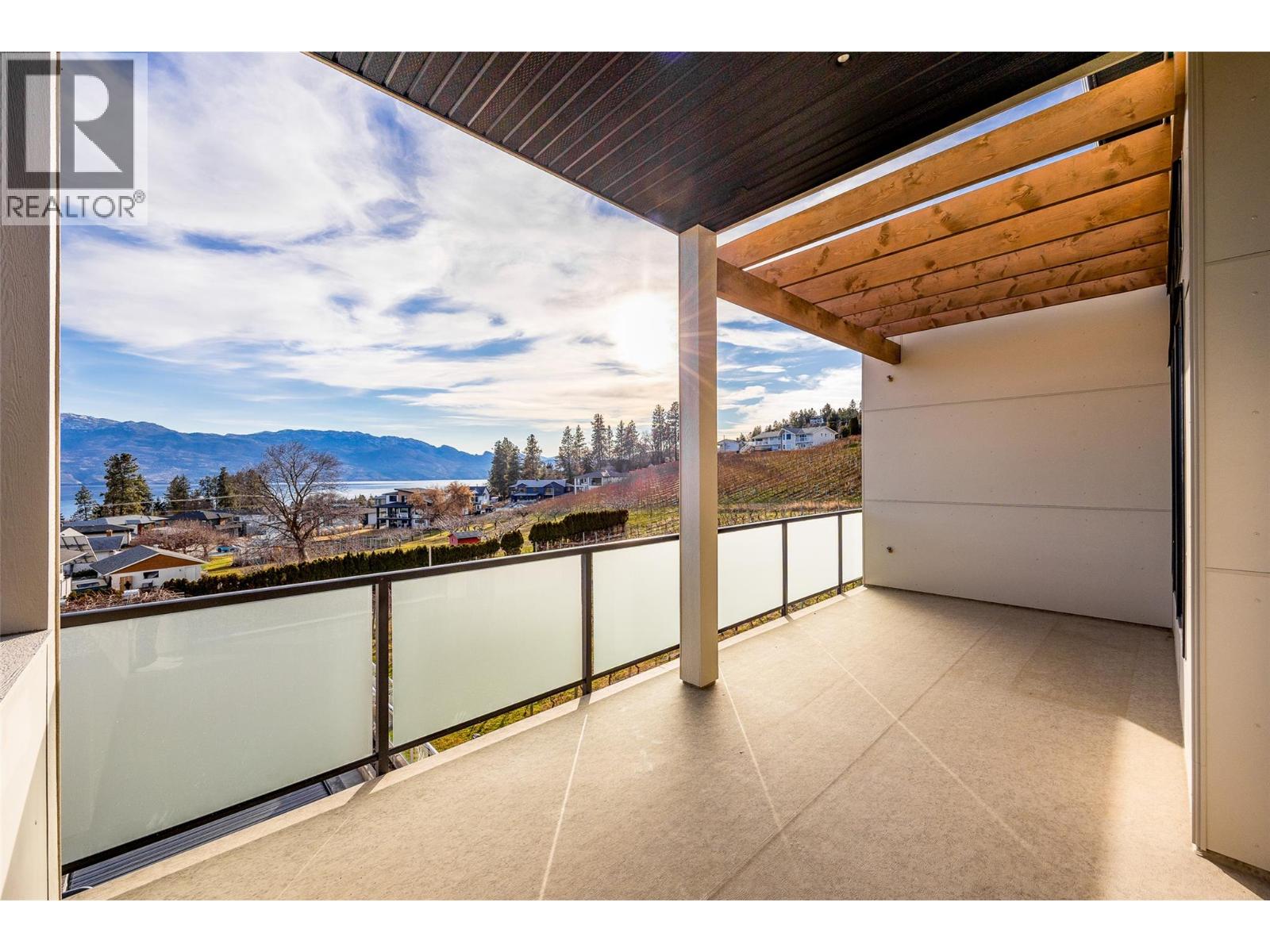 1027 Kitson Court - Image 19