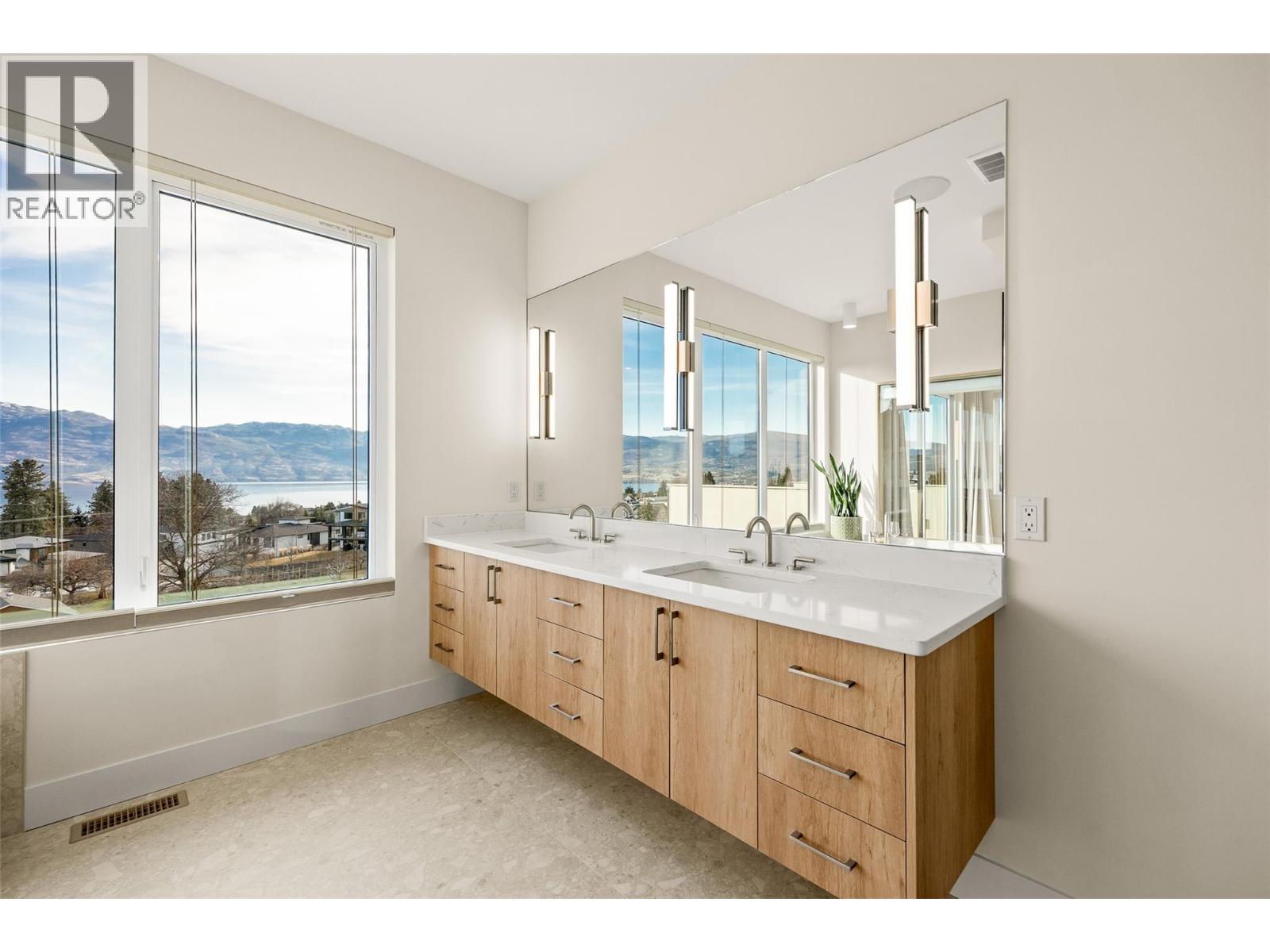 1027 Kitson Court - Image 37