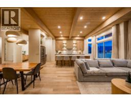 1027 Kitson Court, West Kelowna