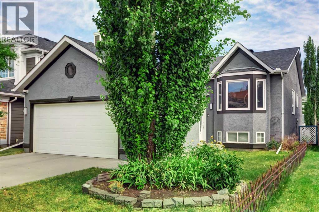 158 Somerset Close SW - 1