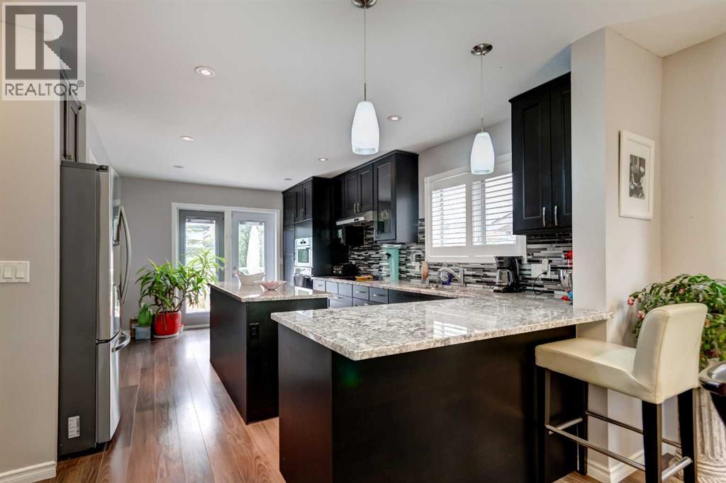 158 Somerset Close SW - 6