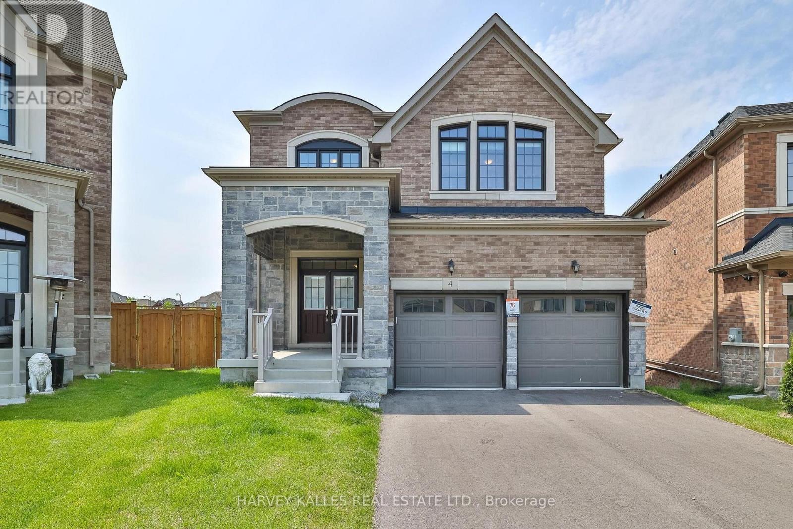 4 MEADOW VISTA CRESCENT - 1