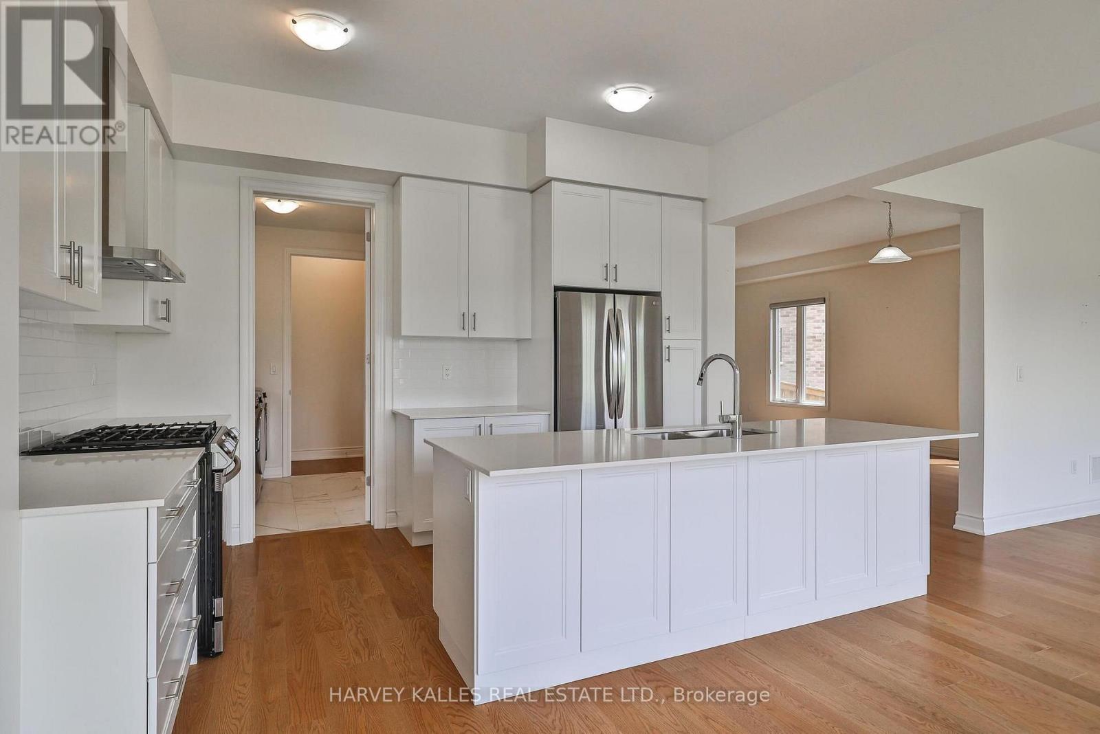 4 MEADOW VISTA CRESCENT - 20