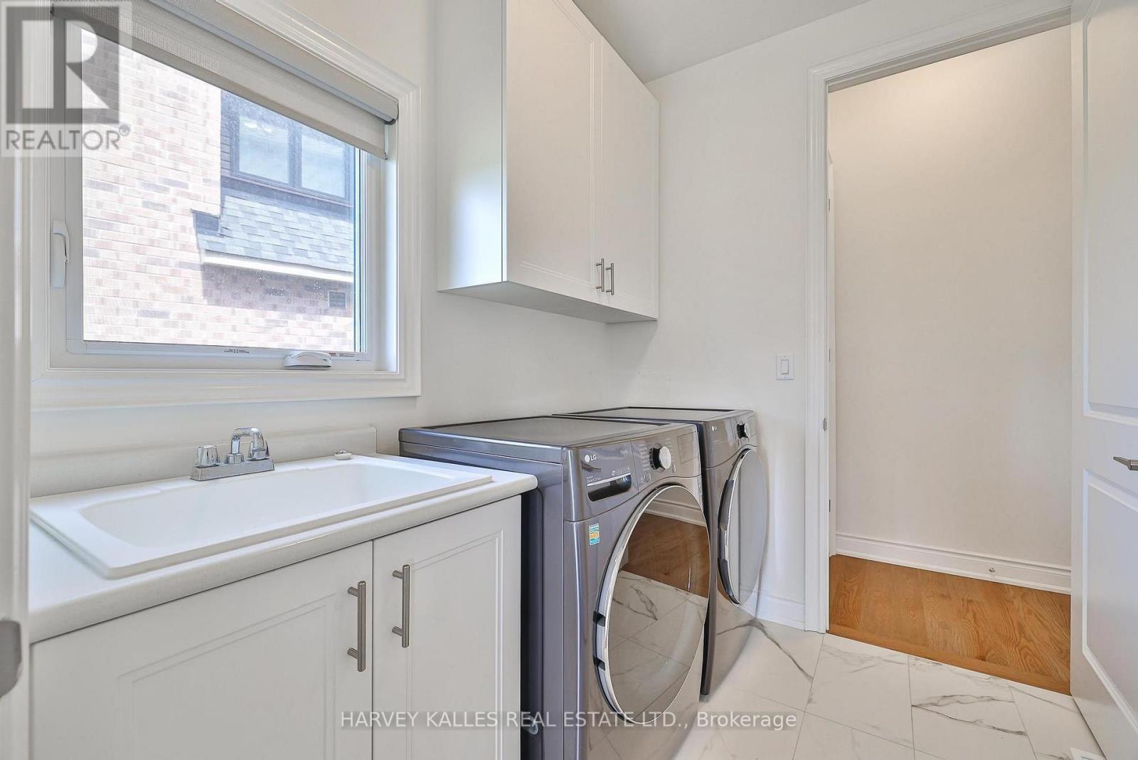 4 MEADOW VISTA CRESCENT - 24