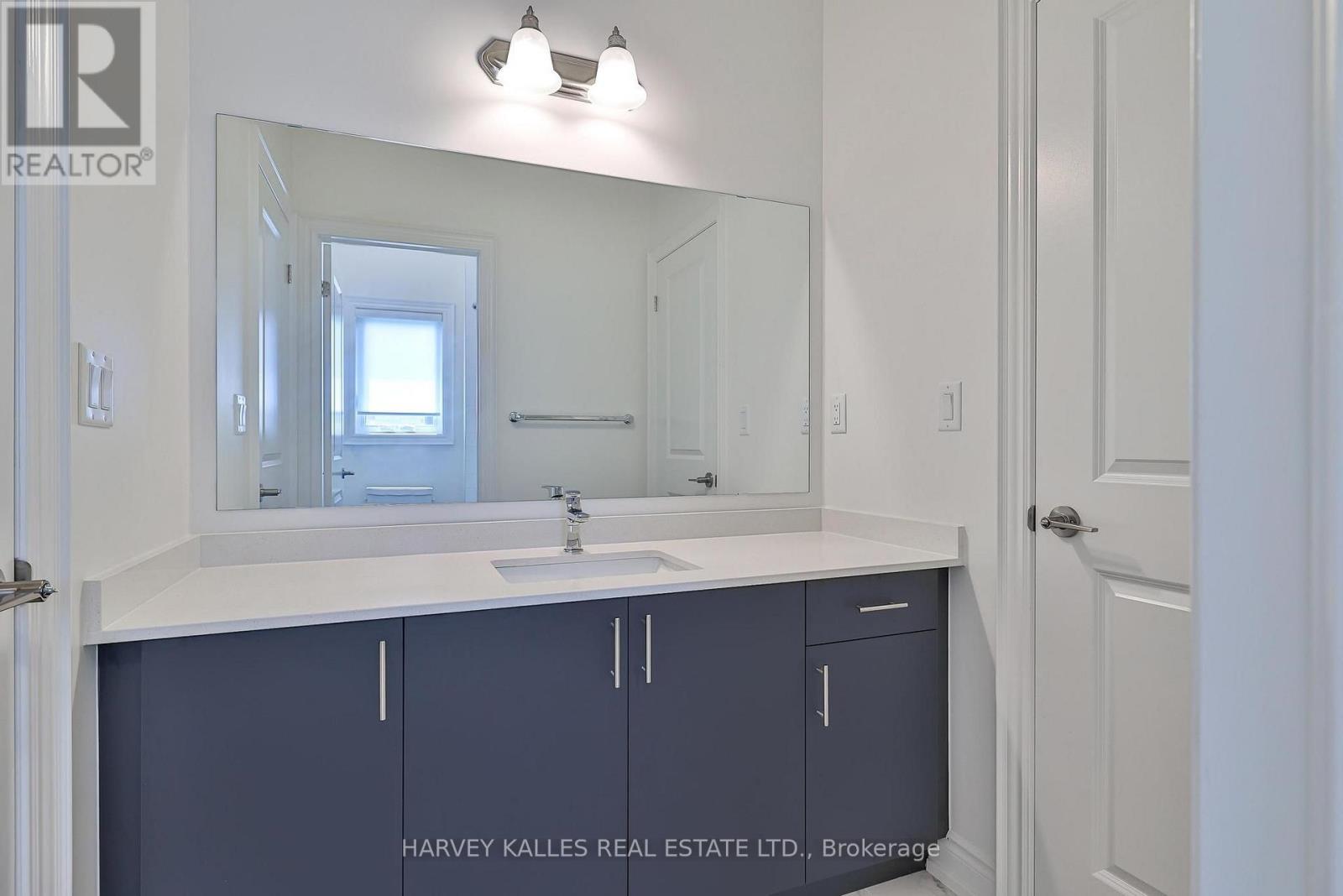 4 MEADOW VISTA CRESCENT - 33