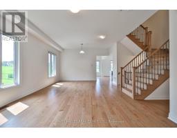 Bedroom 3 - 4 Meadow Vista Crescent, East Gwillimbury, ON L9N0T4 Photo 8