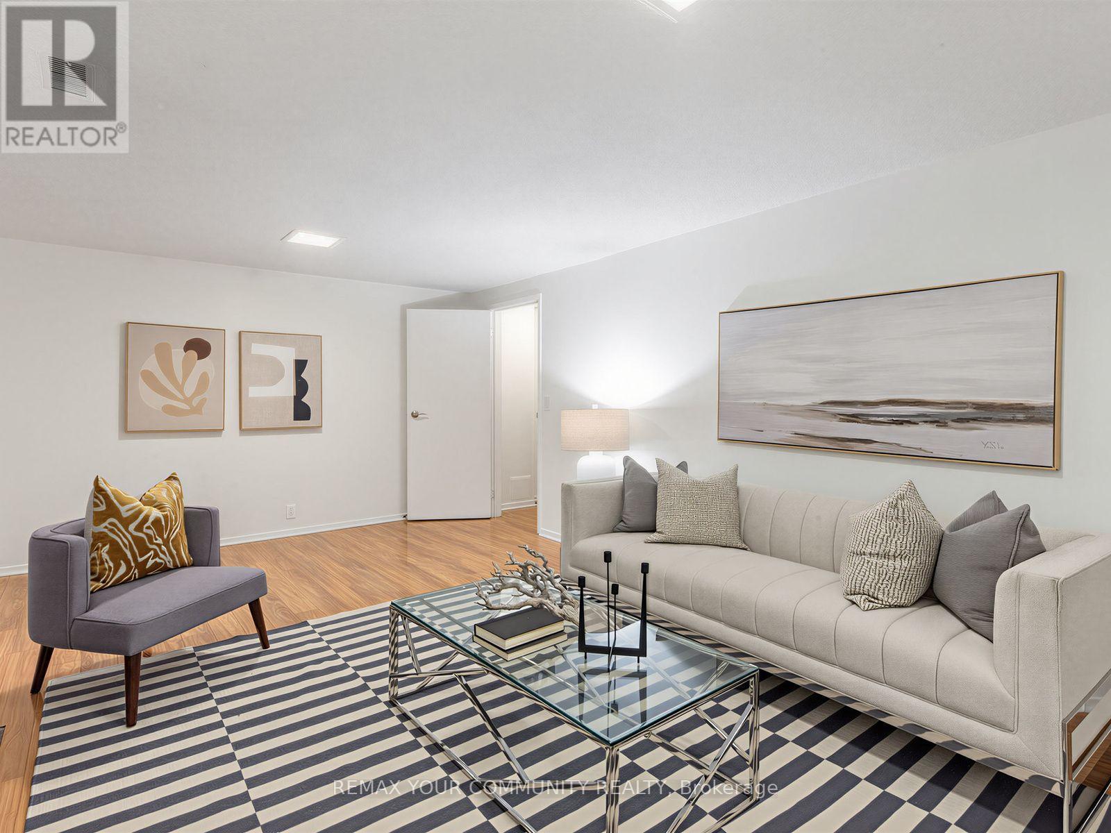 88 DANA CRESCENT - 29