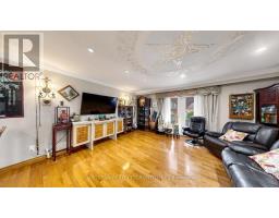 Kitchen - 70 Back Street, Bradford West Gwillimbury, ON L3Z2B7 Photo 7