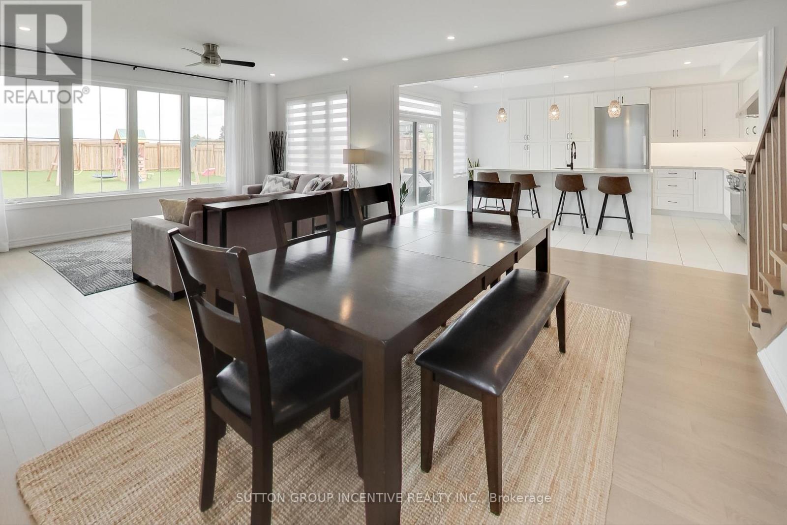 13 ABBEY CRESCENT - Image 8