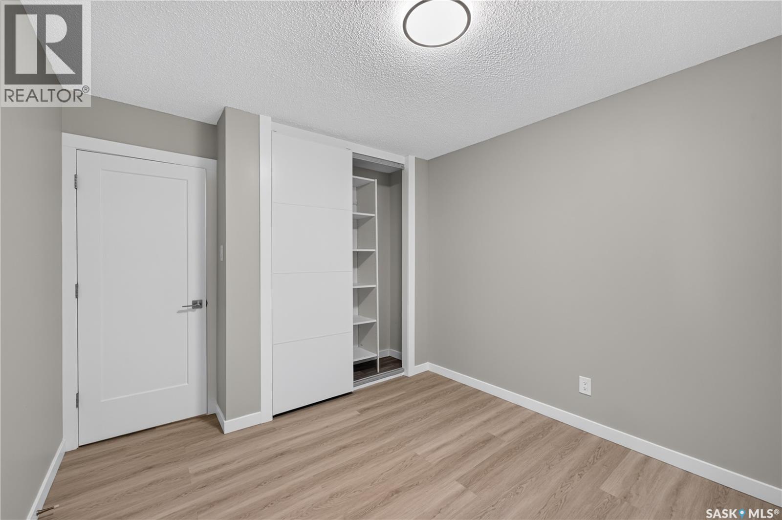 18 University Park DRIVE - 14