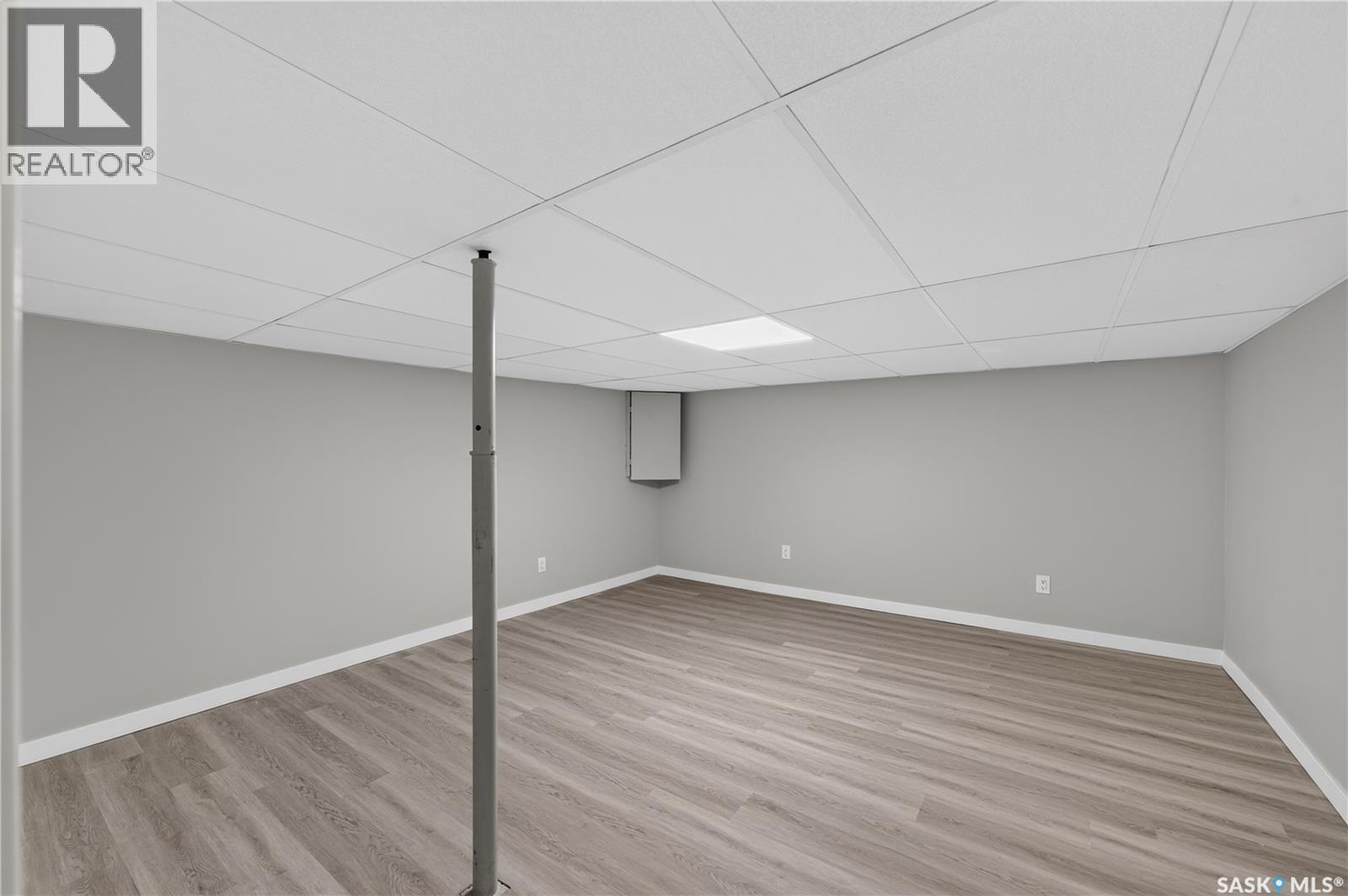 18 University Park DRIVE - 19