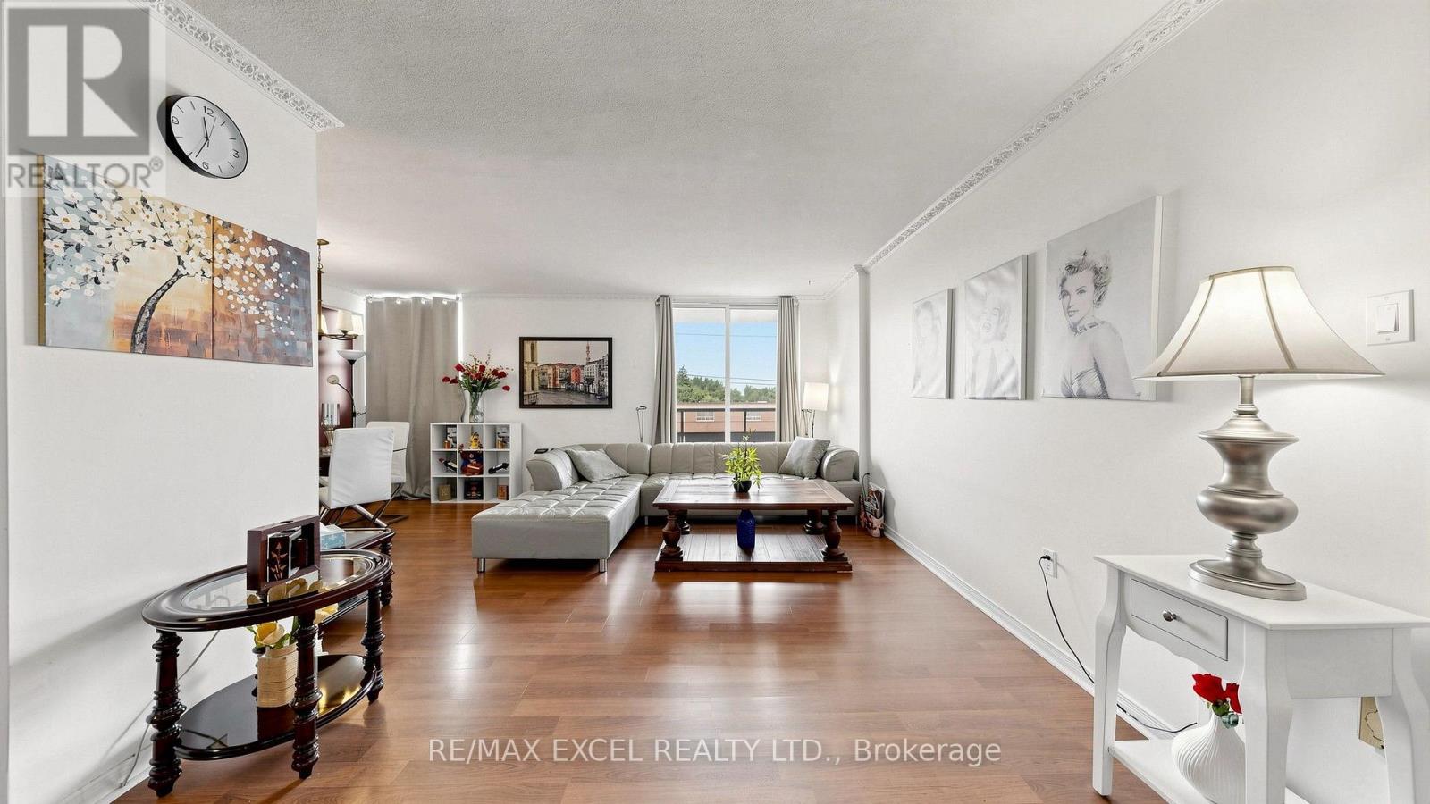 #401 1881 JANE STREET - 11