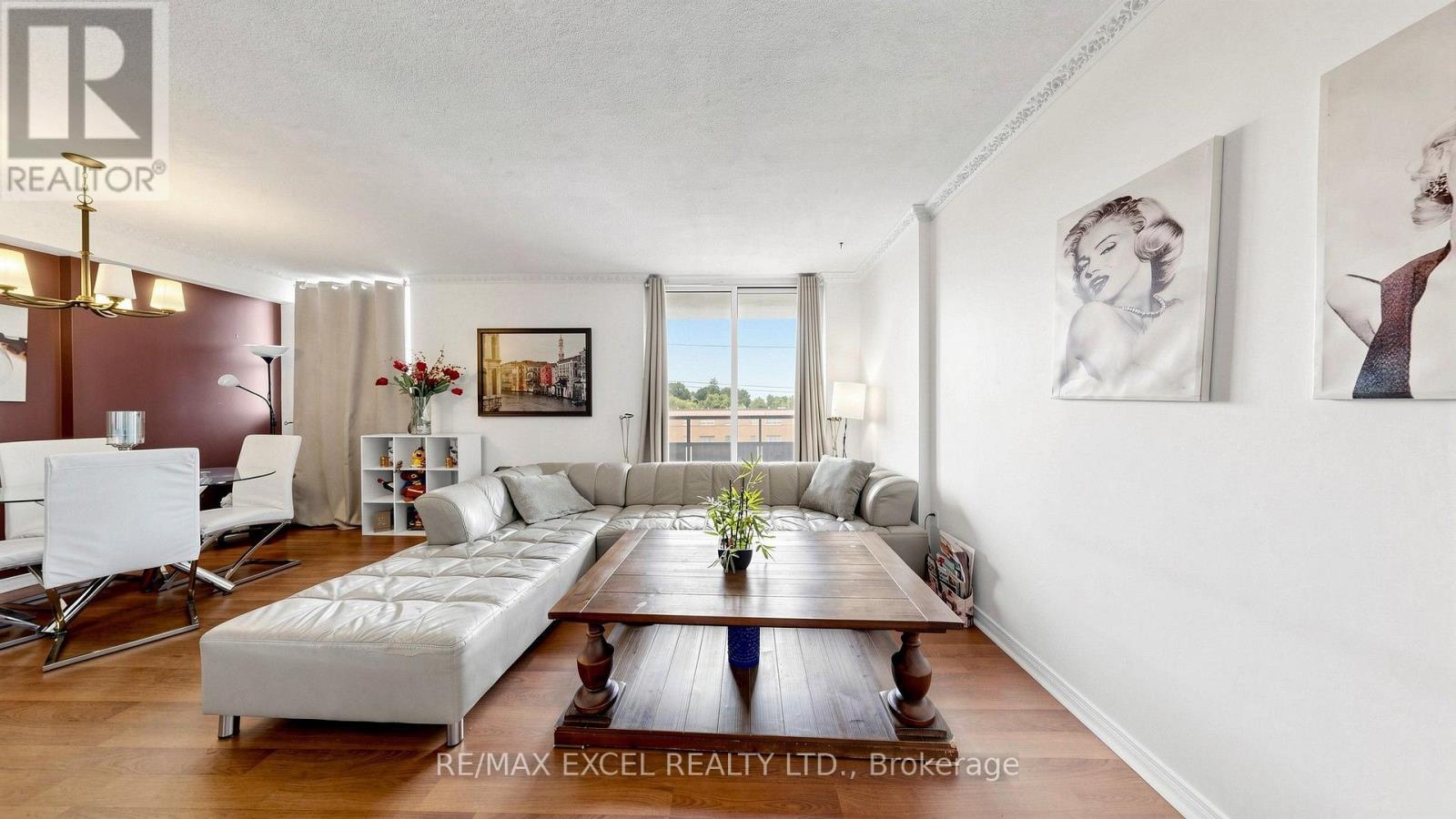 #401 1881 JANE STREET - 13