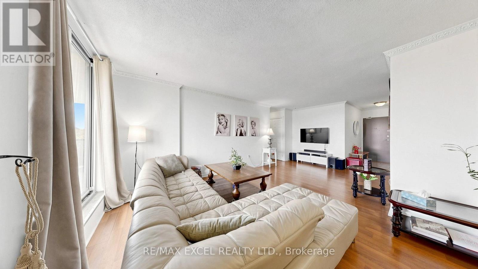 #401 1881 JANE STREET - 15