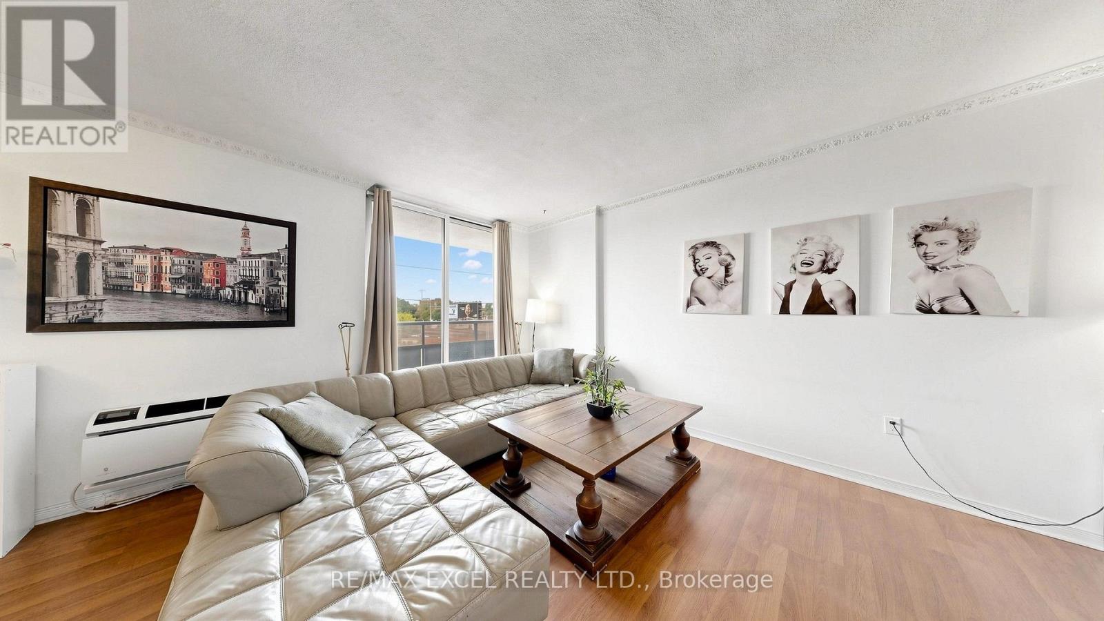 #401 1881 JANE STREET - 16